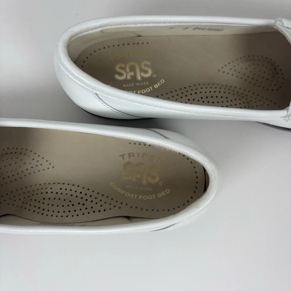 SAS Freetime Patent Leather Loafers/Shoes Womens Sz7 S(narrow) White Made in USA
